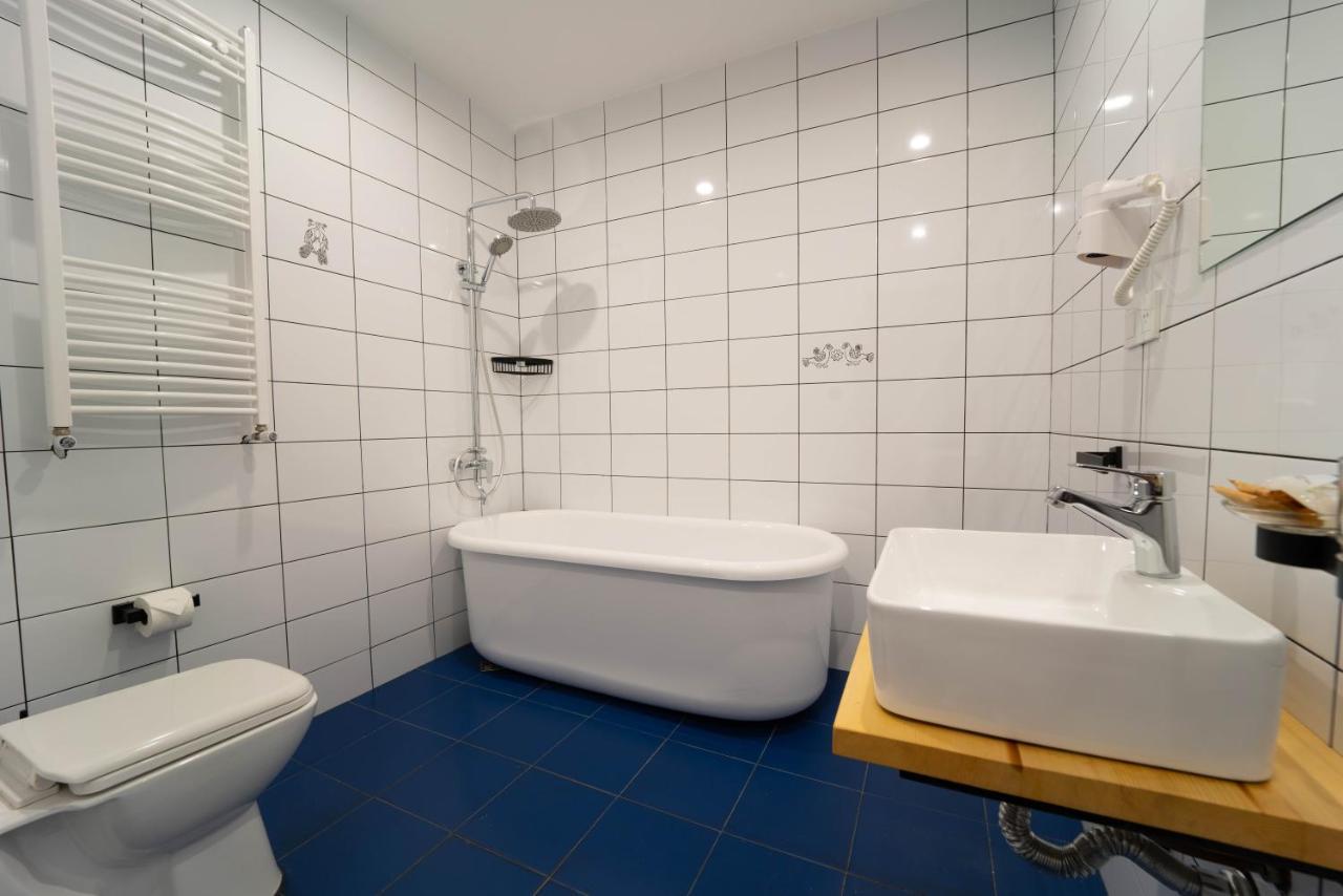 Hotel Lahili 메스티아 외부 사진