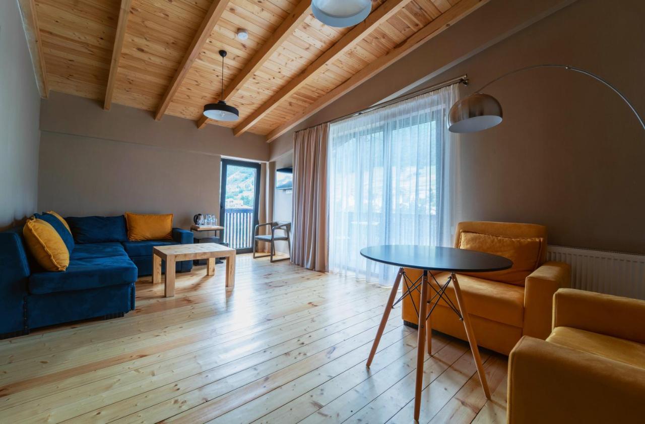 Hotel Lahili 메스티아 외부 사진